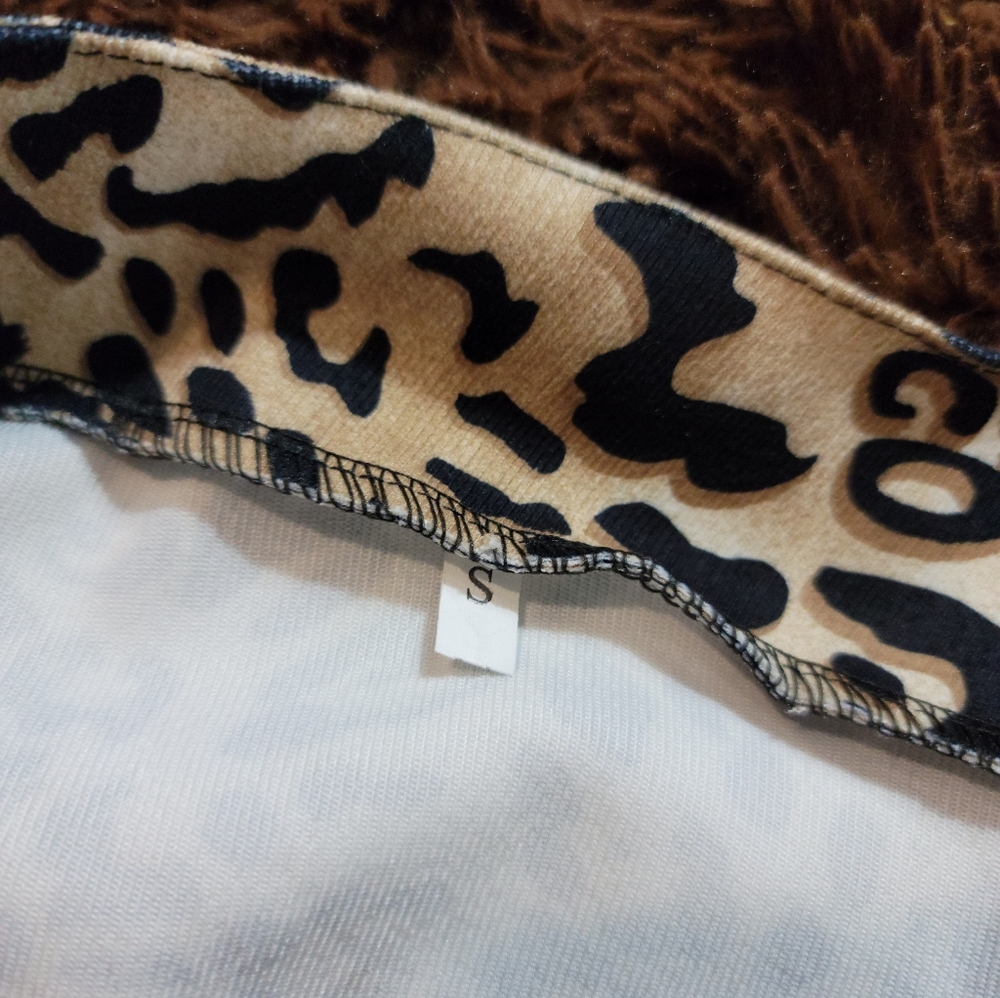 Leopard Print Zip-Up Jacket Top Ruffled Shoulders - Picture 5 of 6